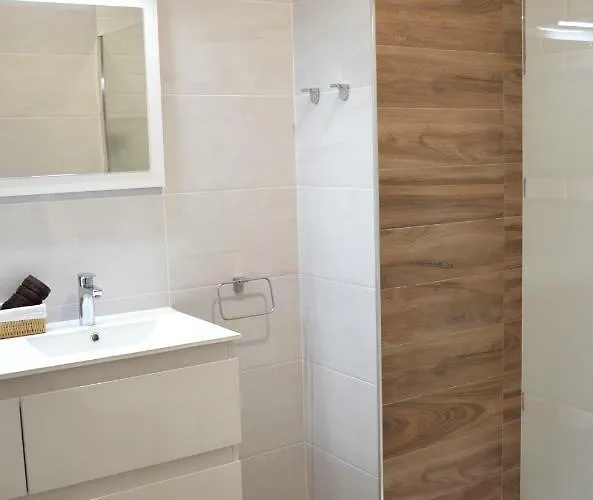 Flores & Campos * سانتا كروز دي تينيريف