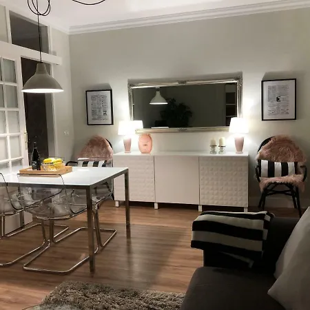 Flores & Campos Apartment